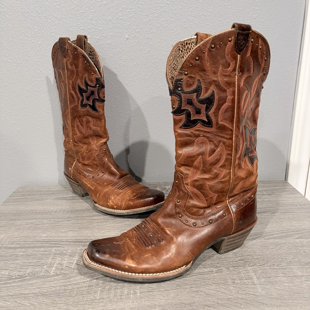 Ariat Runaway Brown Leather Studded Snip Toe Cowgirl Boots 10009539 Womens 9.5 B